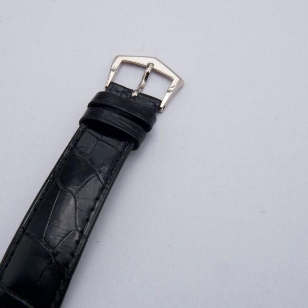 Patek Philippe Calatrava 5227G-010